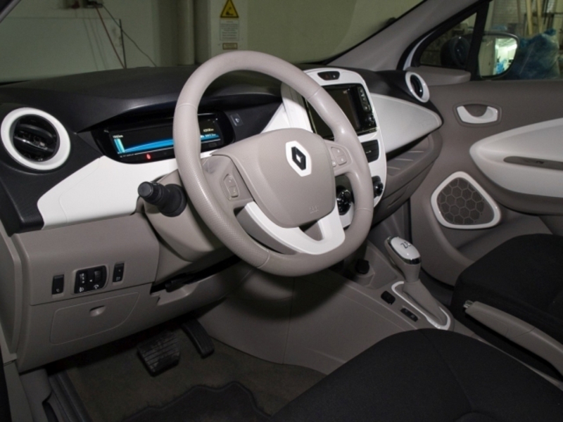 Fahrzeugabbildung Zoe Entry Batteriemiete mit Option auf Z.E.40 Bild 11 von 22