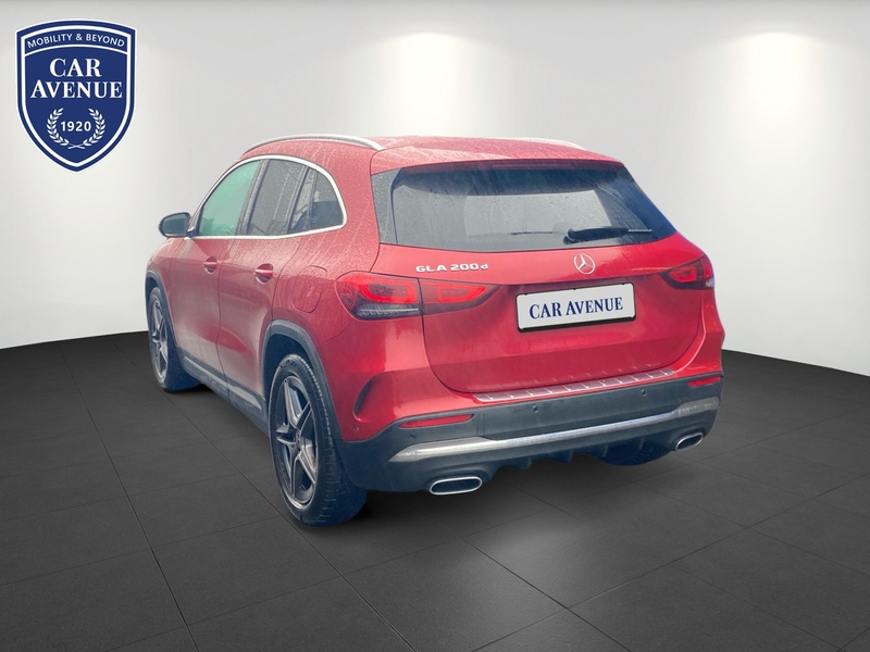 Mercedes-Benz GLA 200