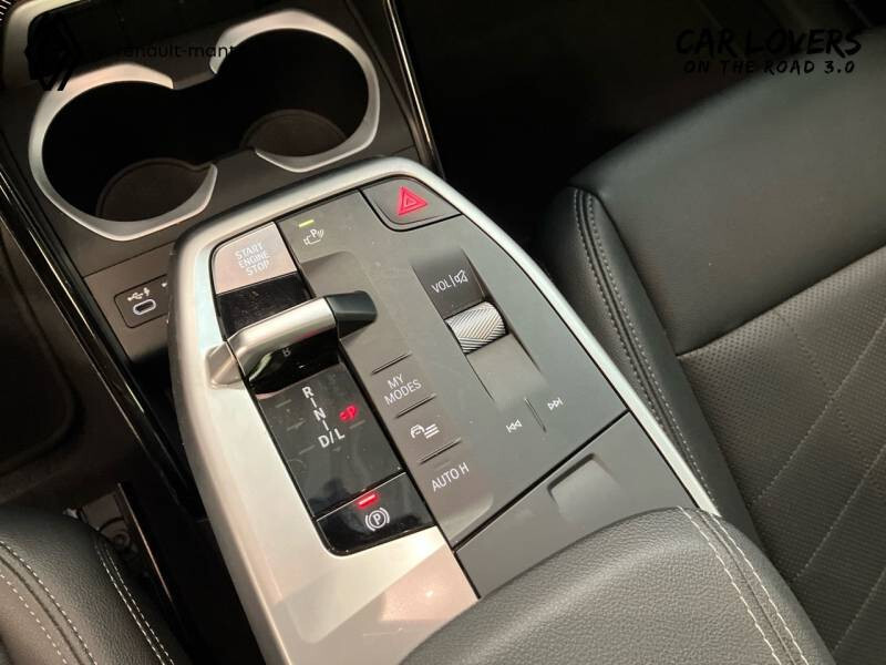 BMW X1 U11