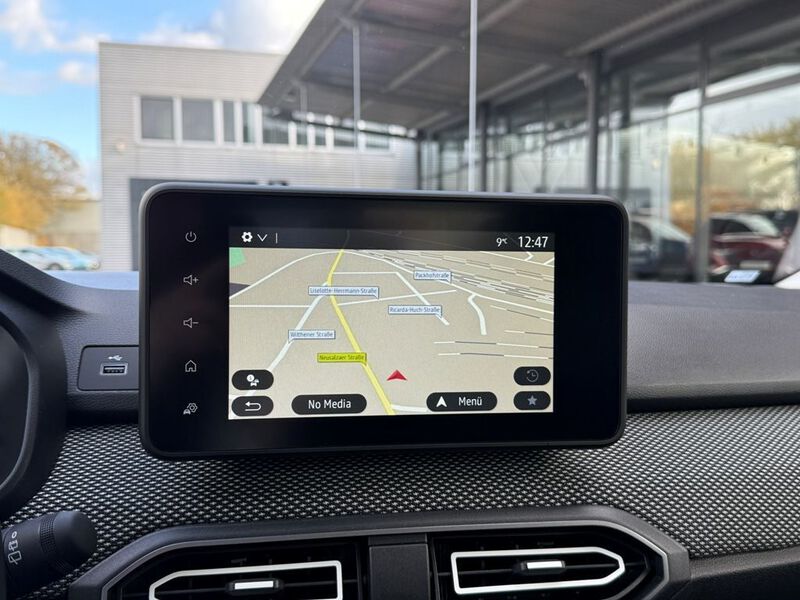 Fahrzeugabbildung Sandero Journey TCe 90 Bild 12 von 15
