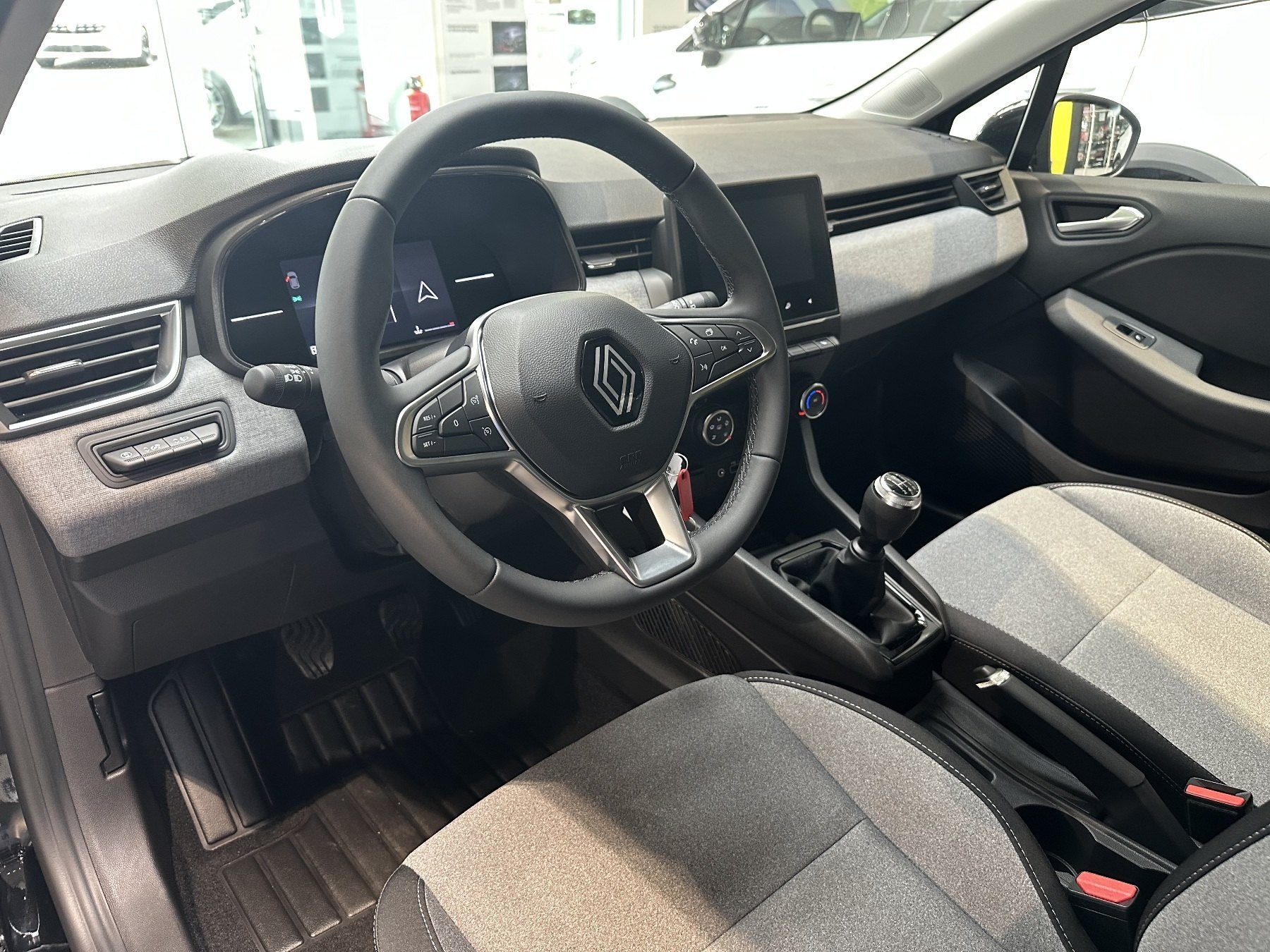 Renault Clio – Bild 32
