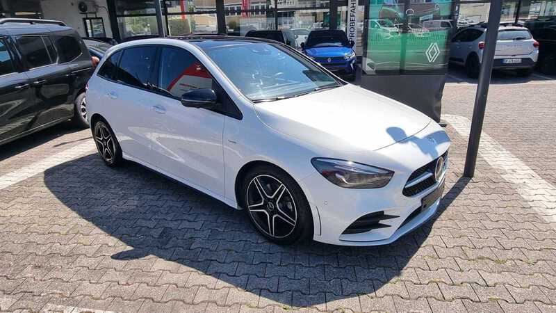 Mercedes-Benz B 220