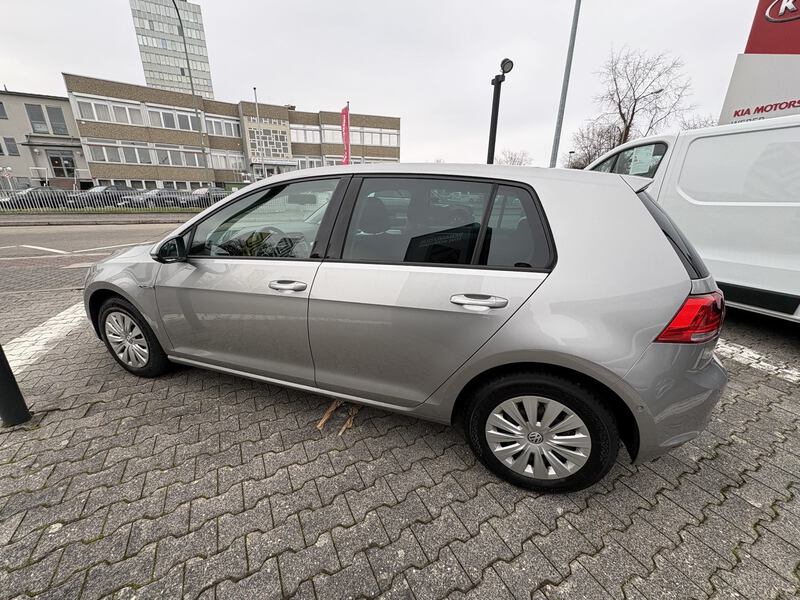 VW Golf