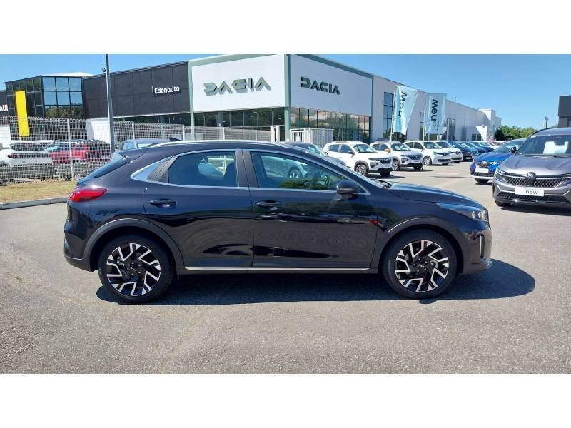 KIA Xcee'D
