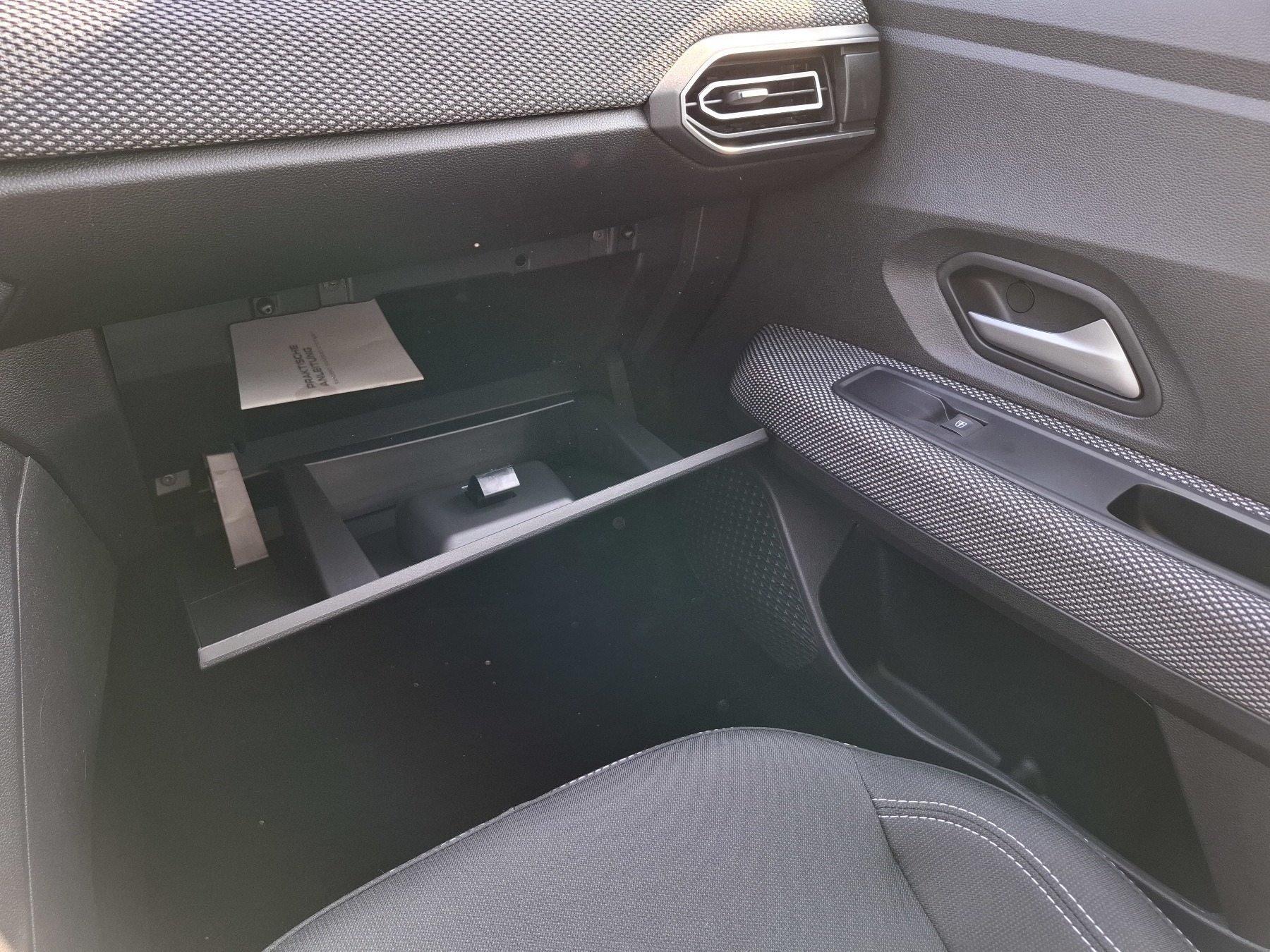 Dacia Sandero – Bild 25