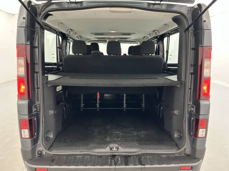 Renault Trafic Combi