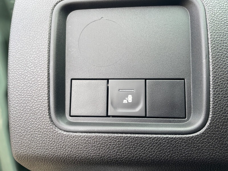 Fahrzeugabbildung Duster +++4WD+++AHK+++ Bild 27 von 50