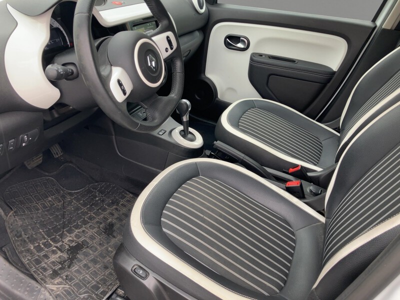 Fahrzeugabbildung Twingo Electric Bild 7 von 18