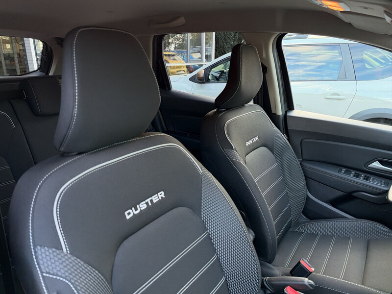 Fahrzeugabbildung Duster 360°Kamera AHK Bild 13 von 20