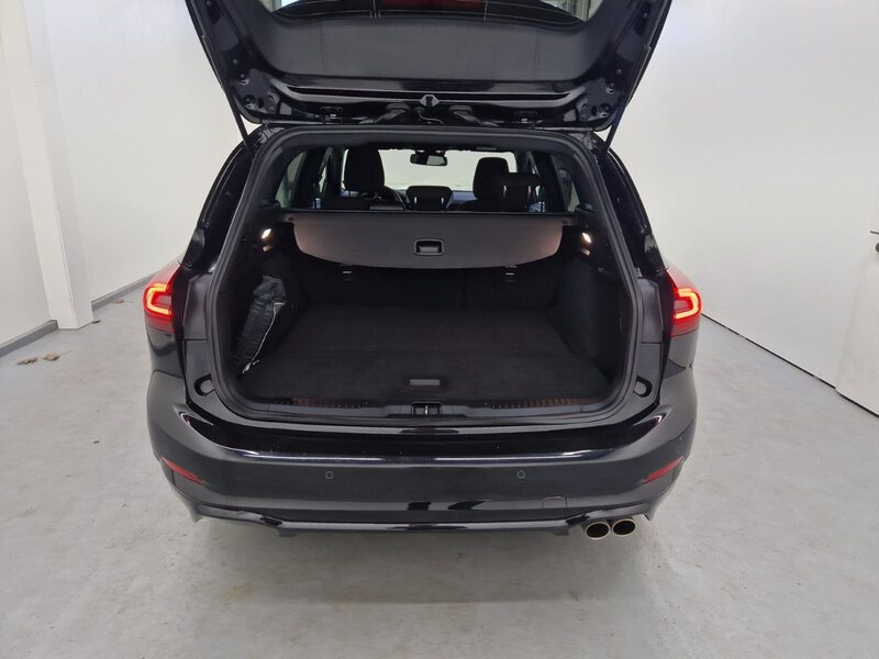 Fahrzeugabbildung Focus 1.0 EcoBoost ST-Line Turnier SYNC4 Bild 9 von 25