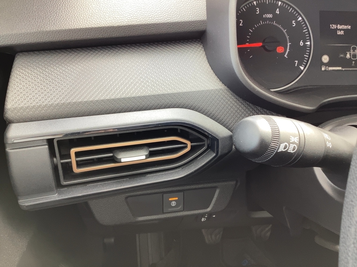 Dacia Sandero – Bild 14