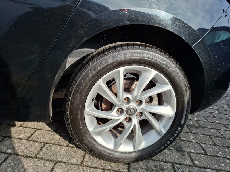 Fahrzeugabbildung Astra K 1.4 Turbo ON Start/Stop Limousine Bild 14 von 14