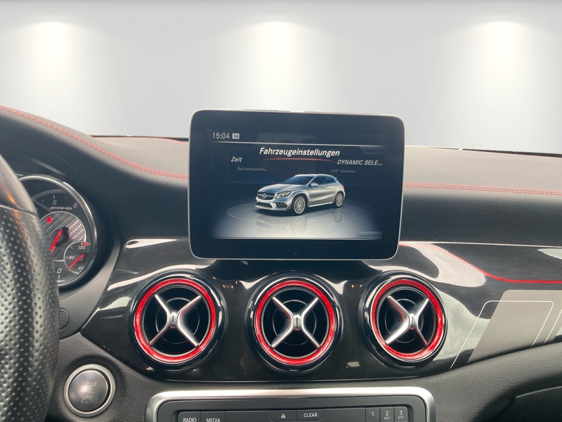 Mercedes-Benz GLA 45 AMG