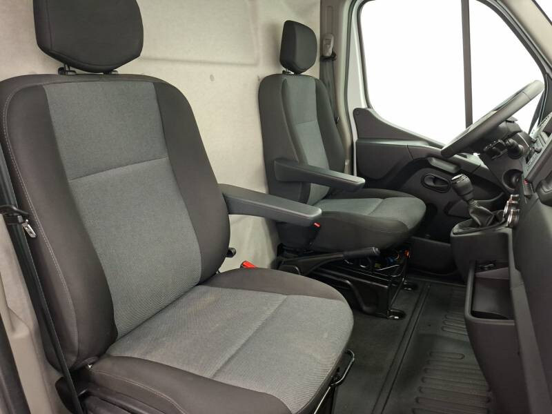 Renault Master III