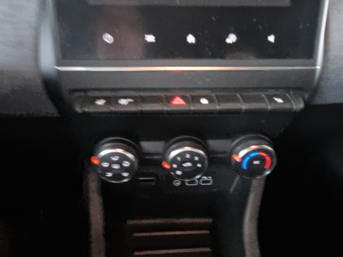 Renault Clio – Bild 14