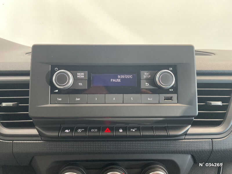 Renault Trafic Combi