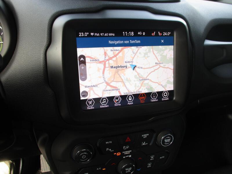Fahrzeugabbildung Renegade First Edition Automatik Klima*CarPlay Bild 19 von 20
