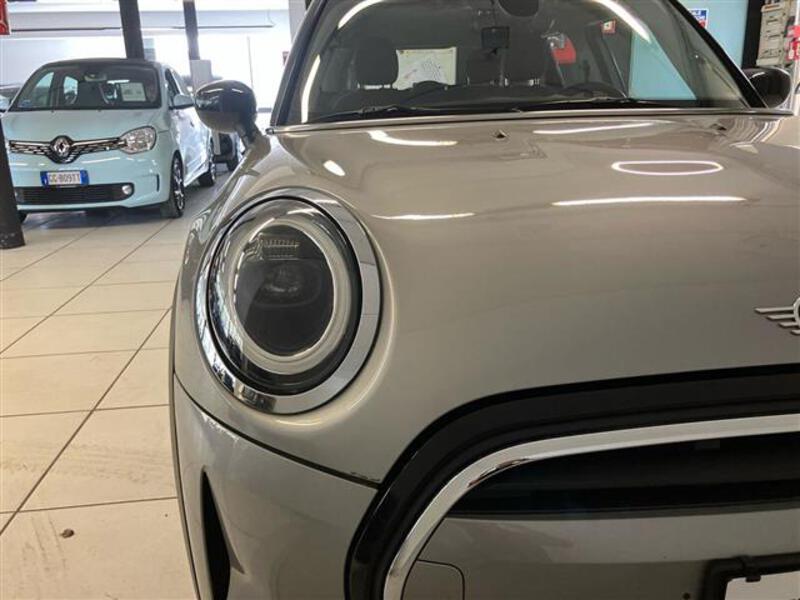 Mini