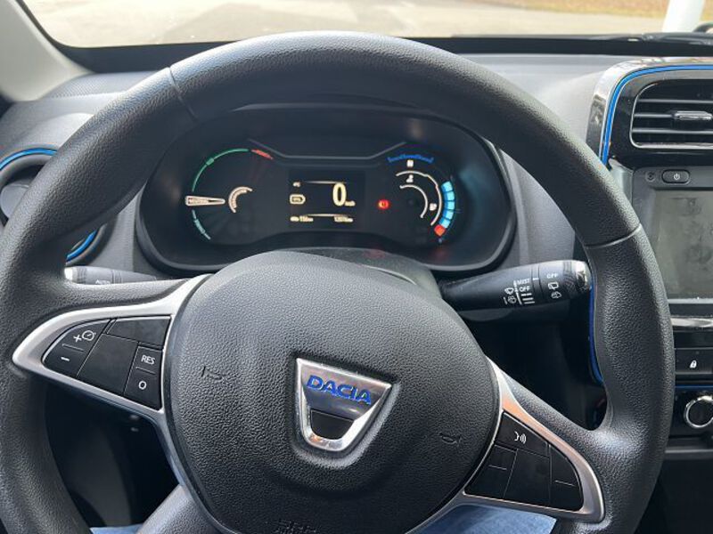Fahrzeugabbildung Spring Business Automatik Klima*Navi*Rückfahrcam Bild 10 von 11