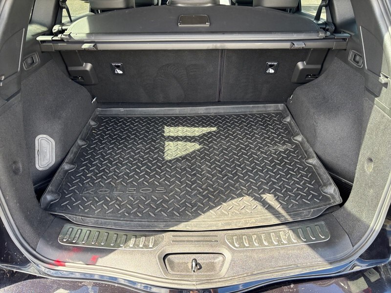 Fahrzeugabbildung Koleos Navi PDC v+h Kamera Bild 6 von 17