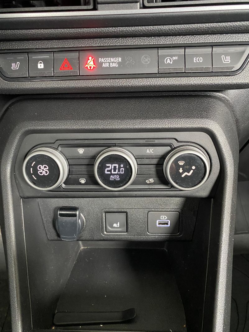 DACIA Sandero 2023 — imagine 18
