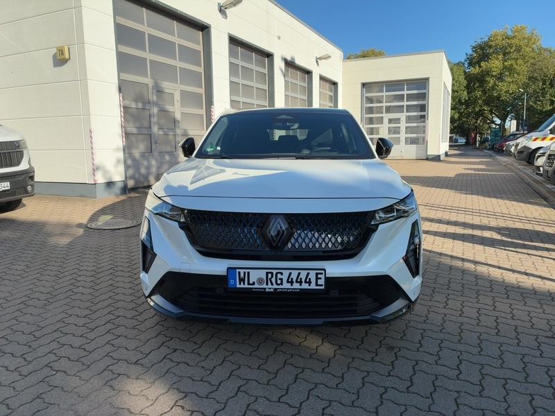 Fahrzeugabbildung Rafale Atelier Alpine Plug-in Hybrid 300 4x4*GJR Bild 6 von 15