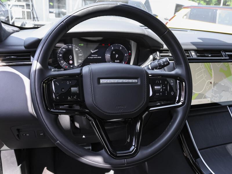 Fahrzeugabbildung Range Rover Velar PANO HUD Bild 11 von 15
