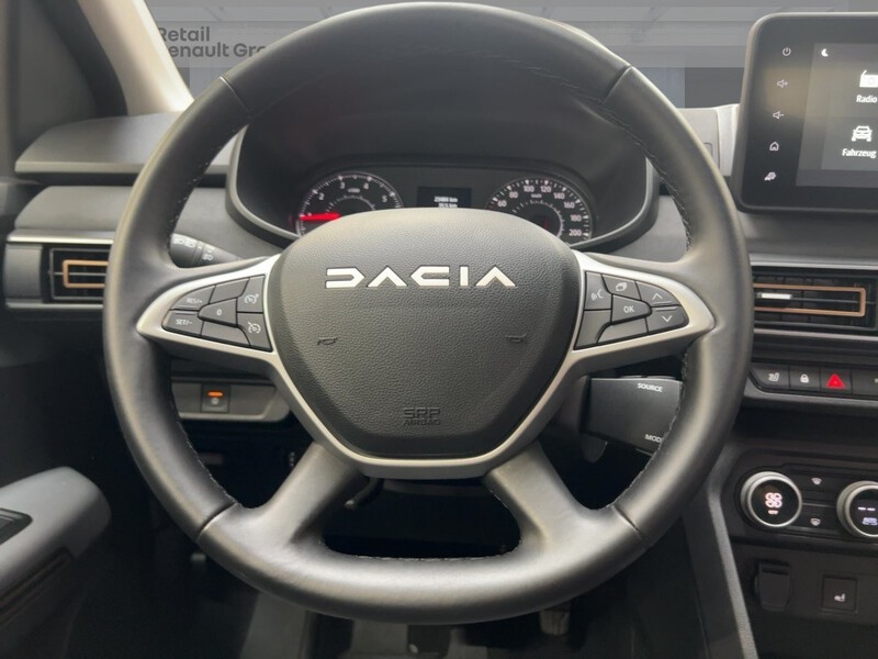Fahrzeugabbildung Sandero Stepway Extreme TCe 90 CVT Bild 11 von 21