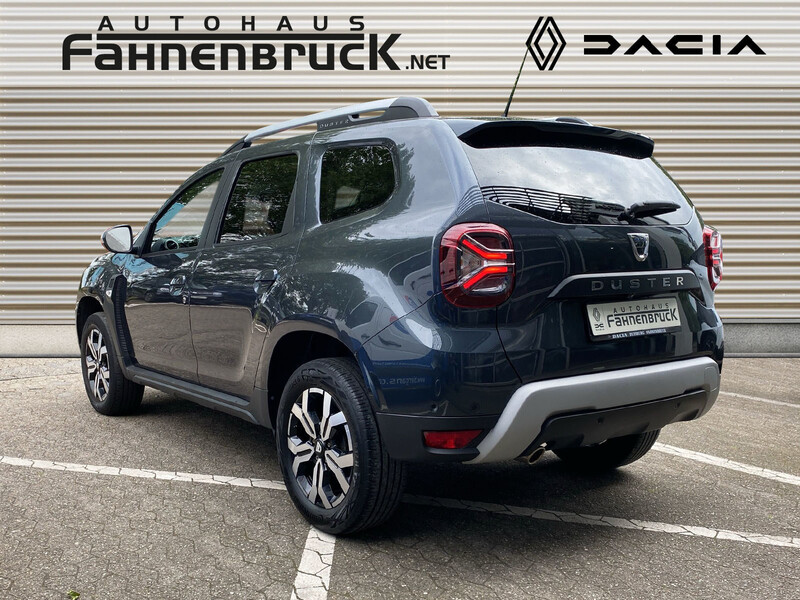 Fahrzeugabbildung Duster Scheckheft 360°Kamera Bild 3 von 20