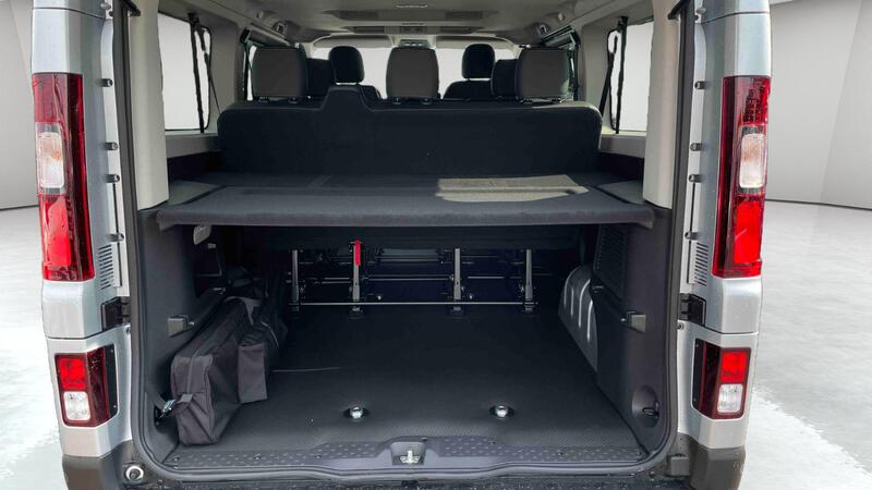 Renault Trafic Combi