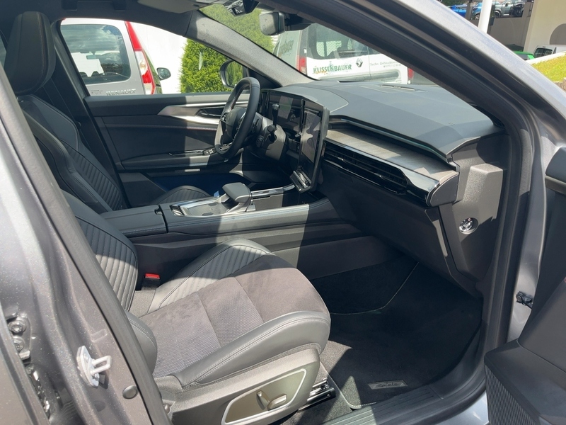 Renault Rafale