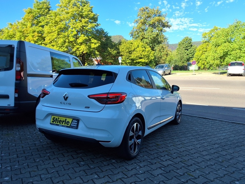 Fahrzeugabbildung Clio V TCe 90 Evolution Bild 4 von 15