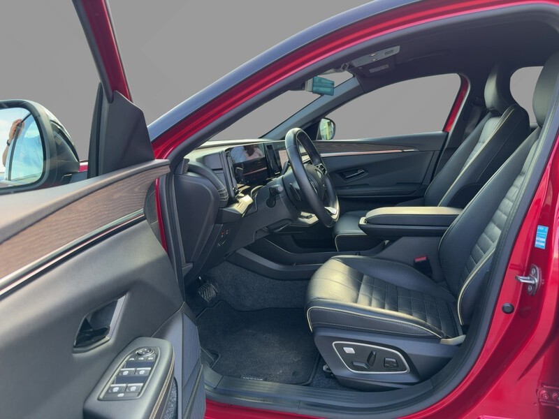 Fahrzeugabbildung Megane E-TECH 100% ele  100% elektrisch Bild 7 von 21