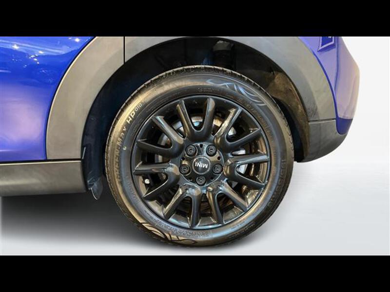 Mini