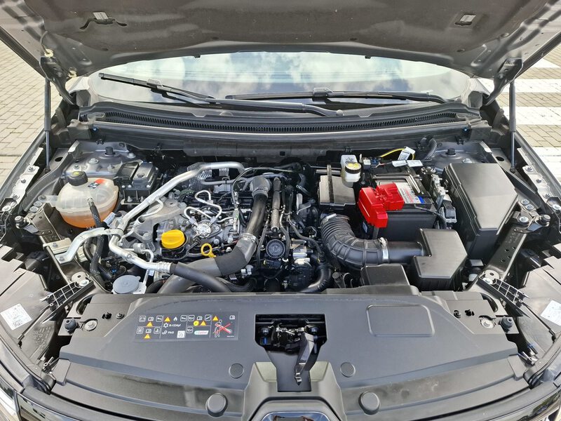 Fahrzeugabbildung Austral Techno Mild Hybrid 160 Automatik Bild 41 von 47