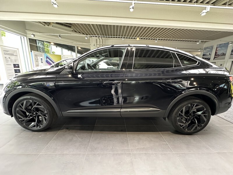 Fahrzeugabbildung Arkana Esprit Alpine 160 PS EDC Mild Hybrid Bild 27 von 50