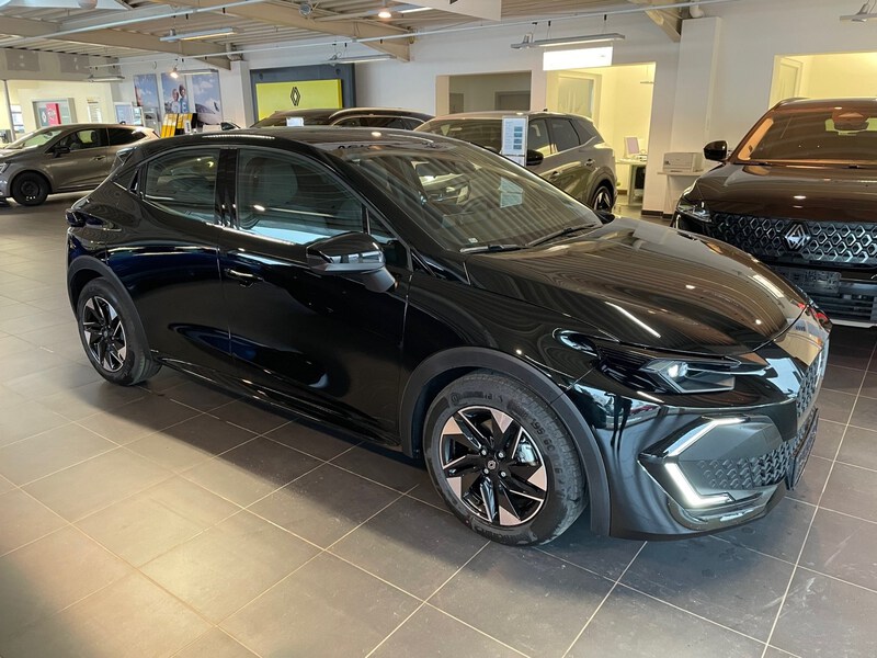Fahrzeugabbildung Clio Evolution Full Hybrid E-Tech 160 Bild 3 von 10