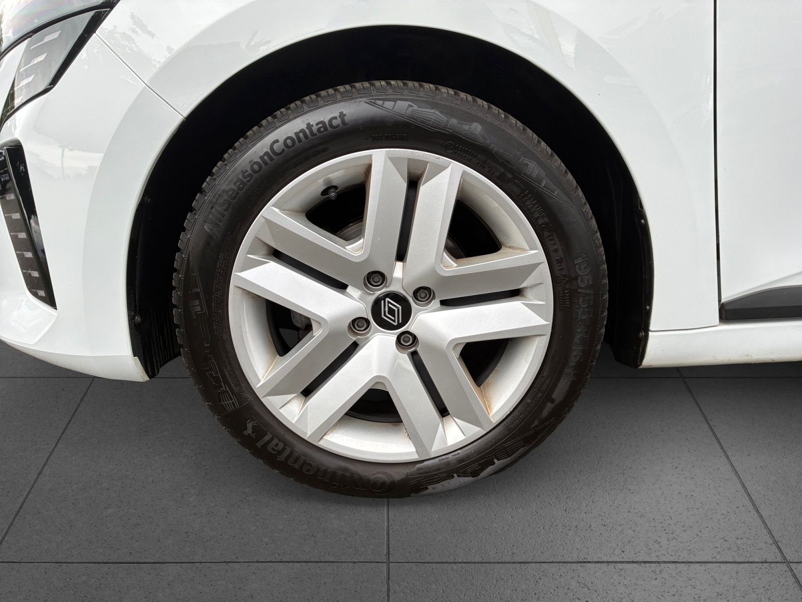 Renault Clio – Bild 16