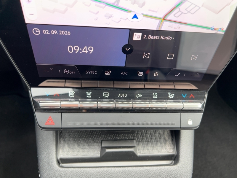 Fahrzeugabbildung Megane E-TECH EV60 130 Evolution optimum charge Bild 13 von 15