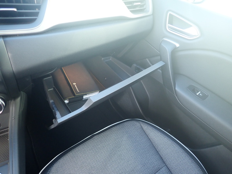 Fahrzeugabbildung Captur Intens TCe 130 EDC Bild 13 von 16