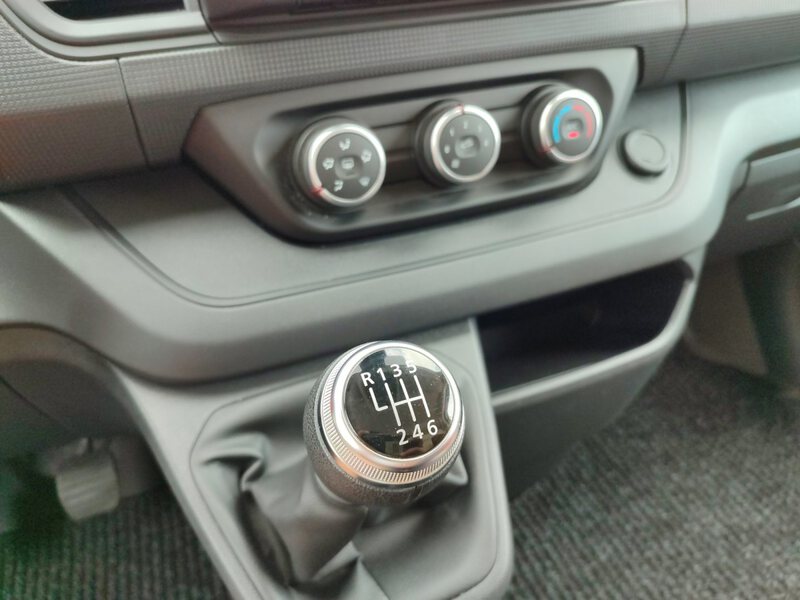 Renault Trafic Furgón