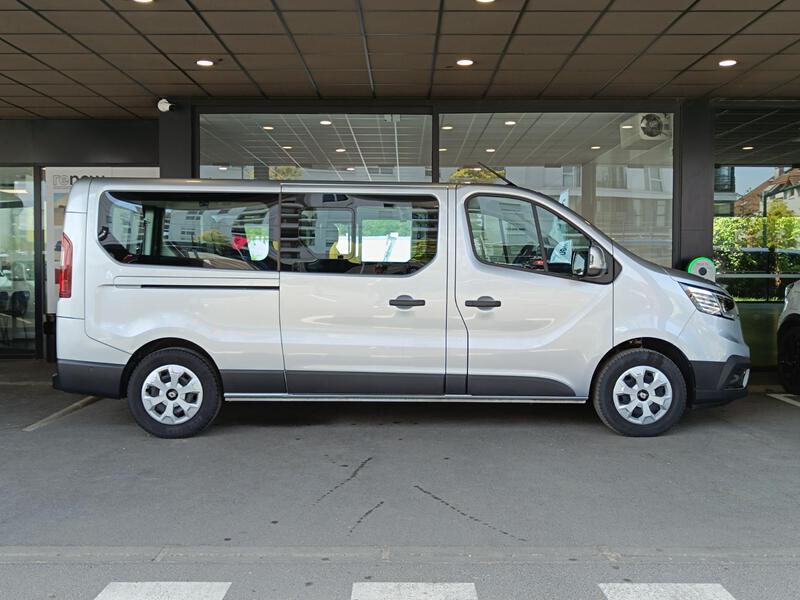 Renault Trafic Combi