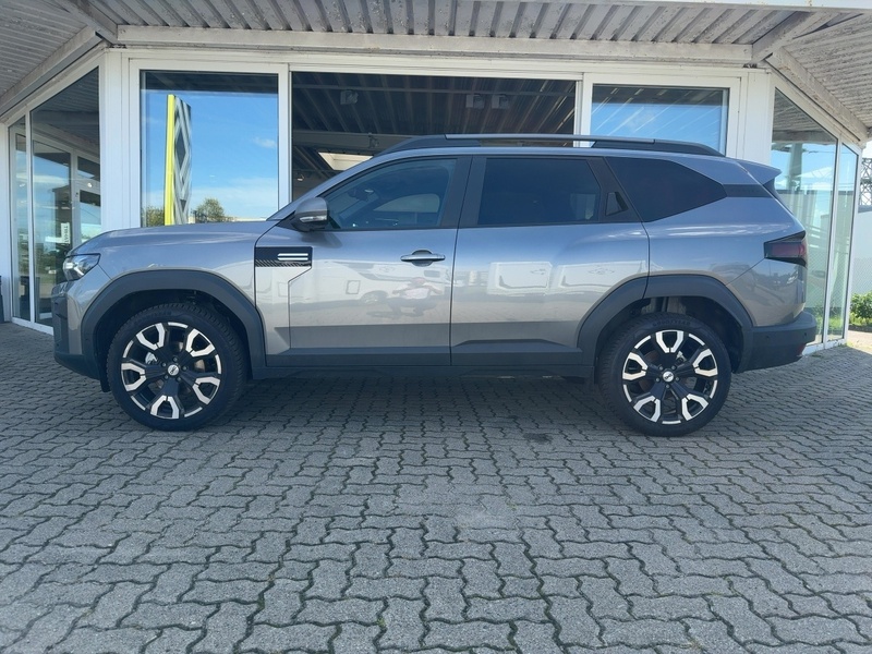Fahrzeugabbildung Bigster Journey HYBRID 155 Bild 2 von 15