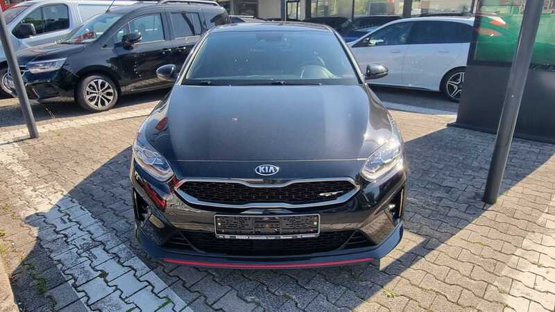 Kia ProCeed