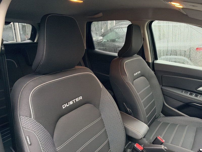 Fahrzeugabbildung Duster Scheckheft 360° Navi PDC Bild 13 von 20