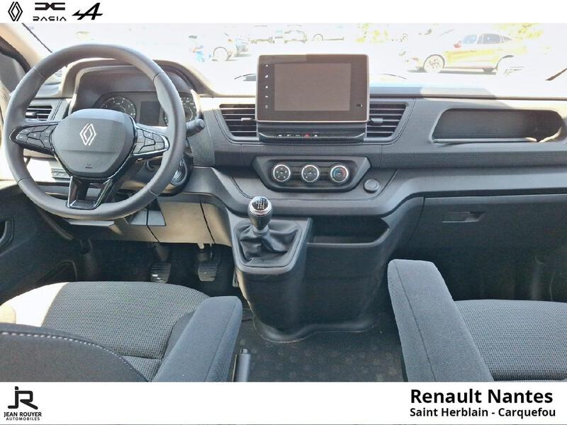 Renault Trafic Combi