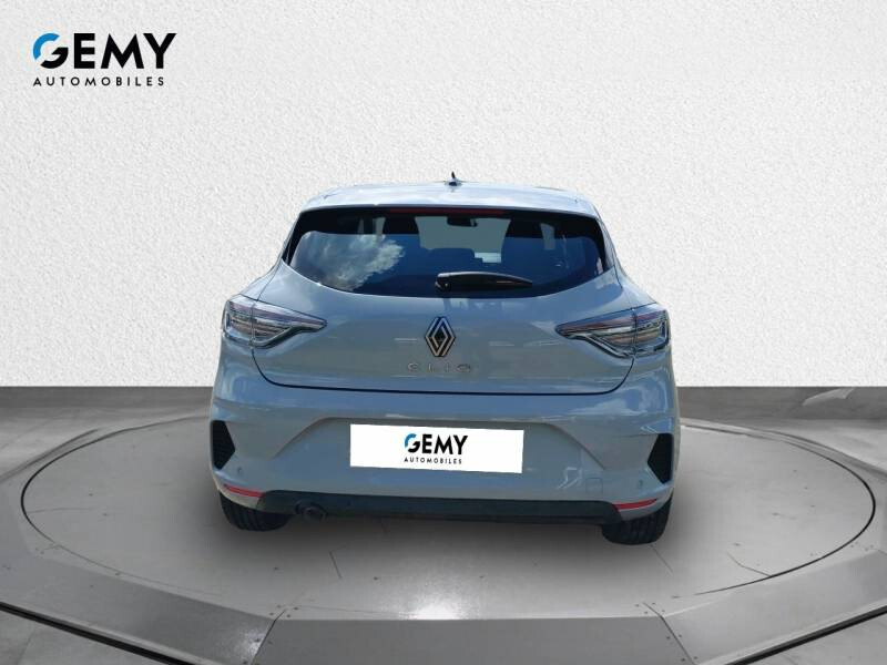 Renault Clio V