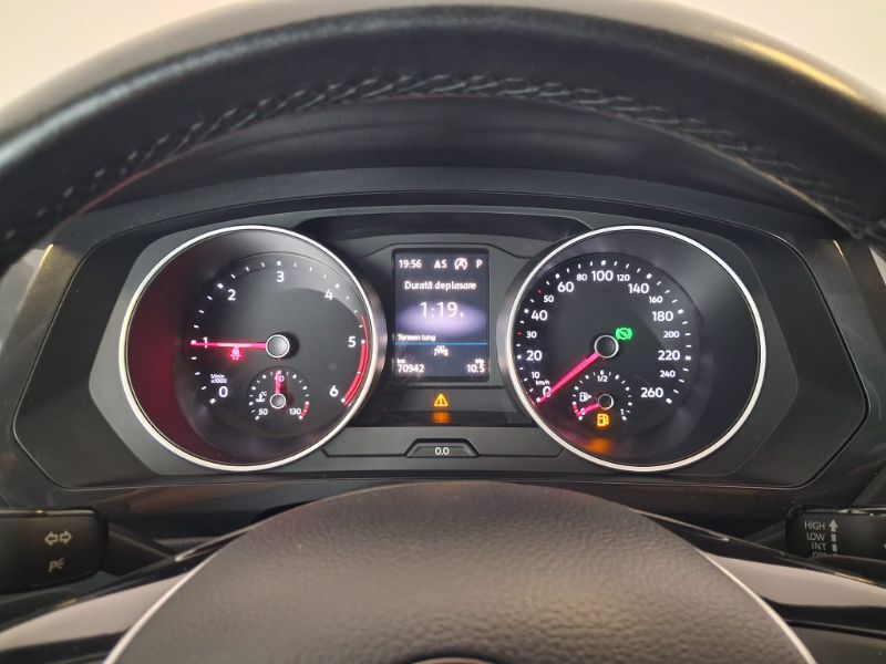 VOLKSWAGEN Tiguan 2020 — imagine 9