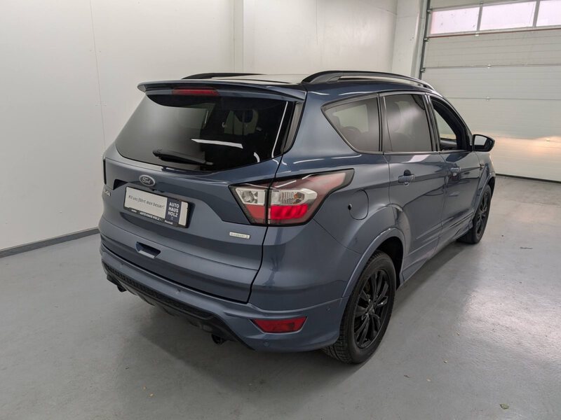 Fahrzeugabbildung Kuga 1.5 EcoBoost ST-Line Sony Keyfree Bild 4 von 44