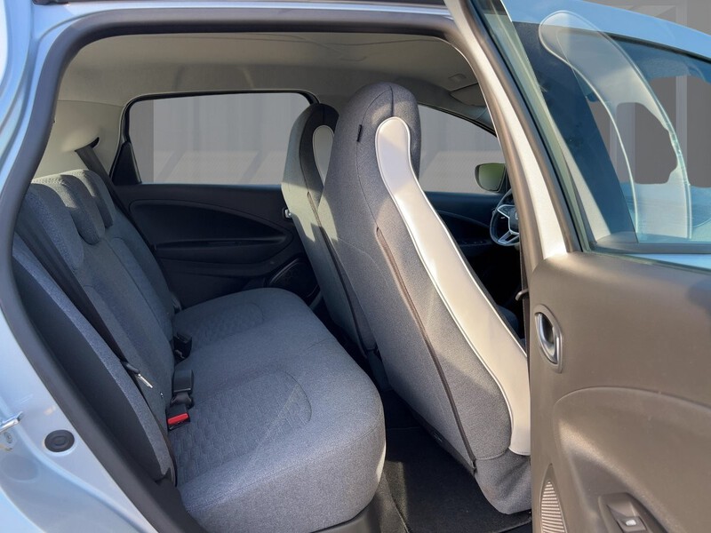 Fahrzeugabbildung Zoe R110 EV50 Evolution Bild 9 von 20
